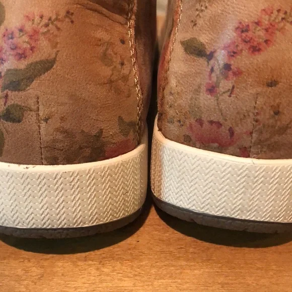 Dansko Orli sneakers sz 39 8.5 - Picture 8 of 11